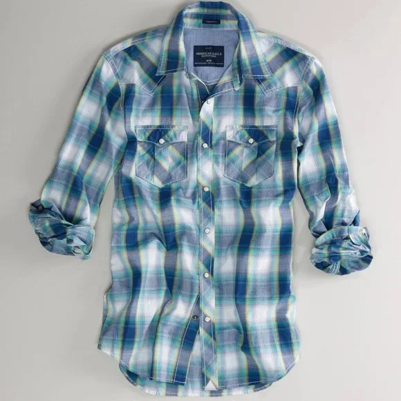 button down - Picture 1 of 1